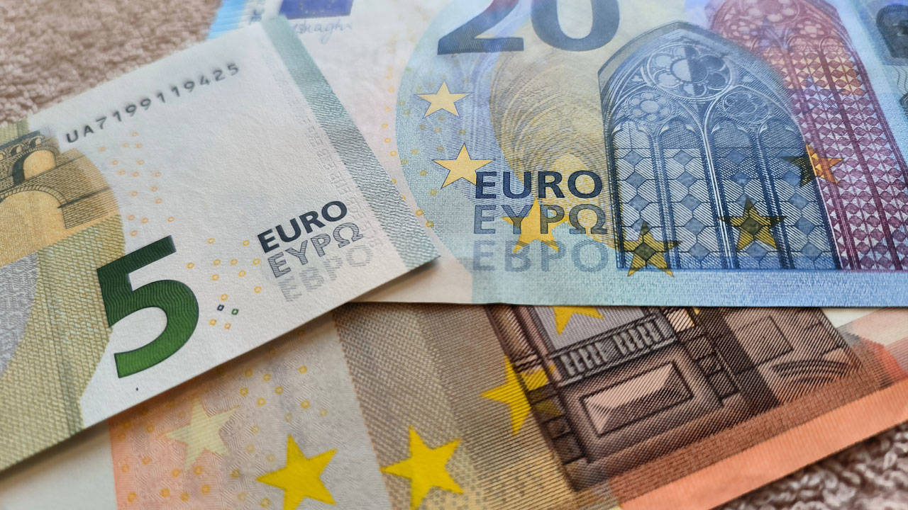 Euro Bölgesi enflasyonu beklentinin altında