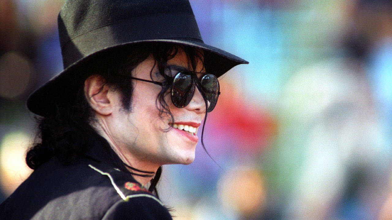 Michael Jackson’ın ikonik deri ceketi açık artırmaya çıkıyor