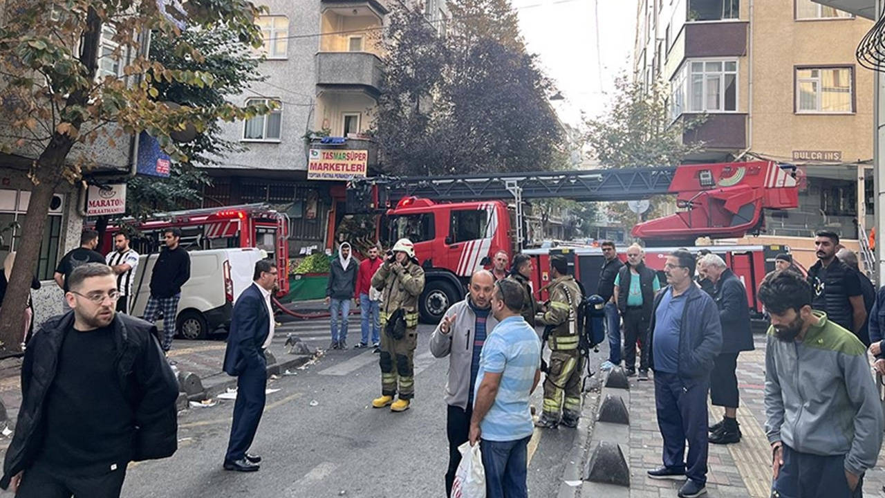 Esenler'de bir apartmanda yangın: Mahsur kalan 19 kişi kurtarıldı, 1 kişi gözaltında