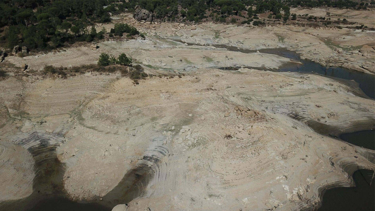 Bodrum’da kenti besleyen 2 baraj kurudu: Yurttaşlar 10 gündür susuz
