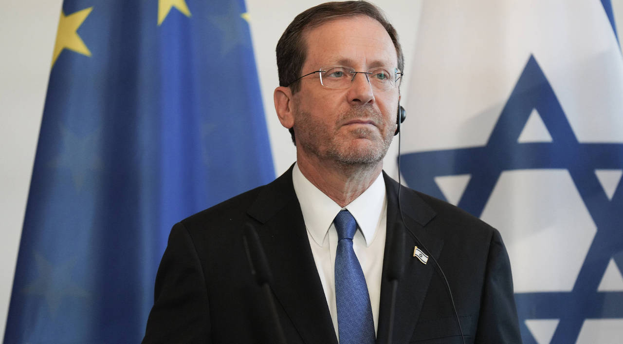 İsrail Cumhurbaşkanı Herzog, "Hizbullah ateşle oynuyor" dedi, Lübnan'ı tehdit etti