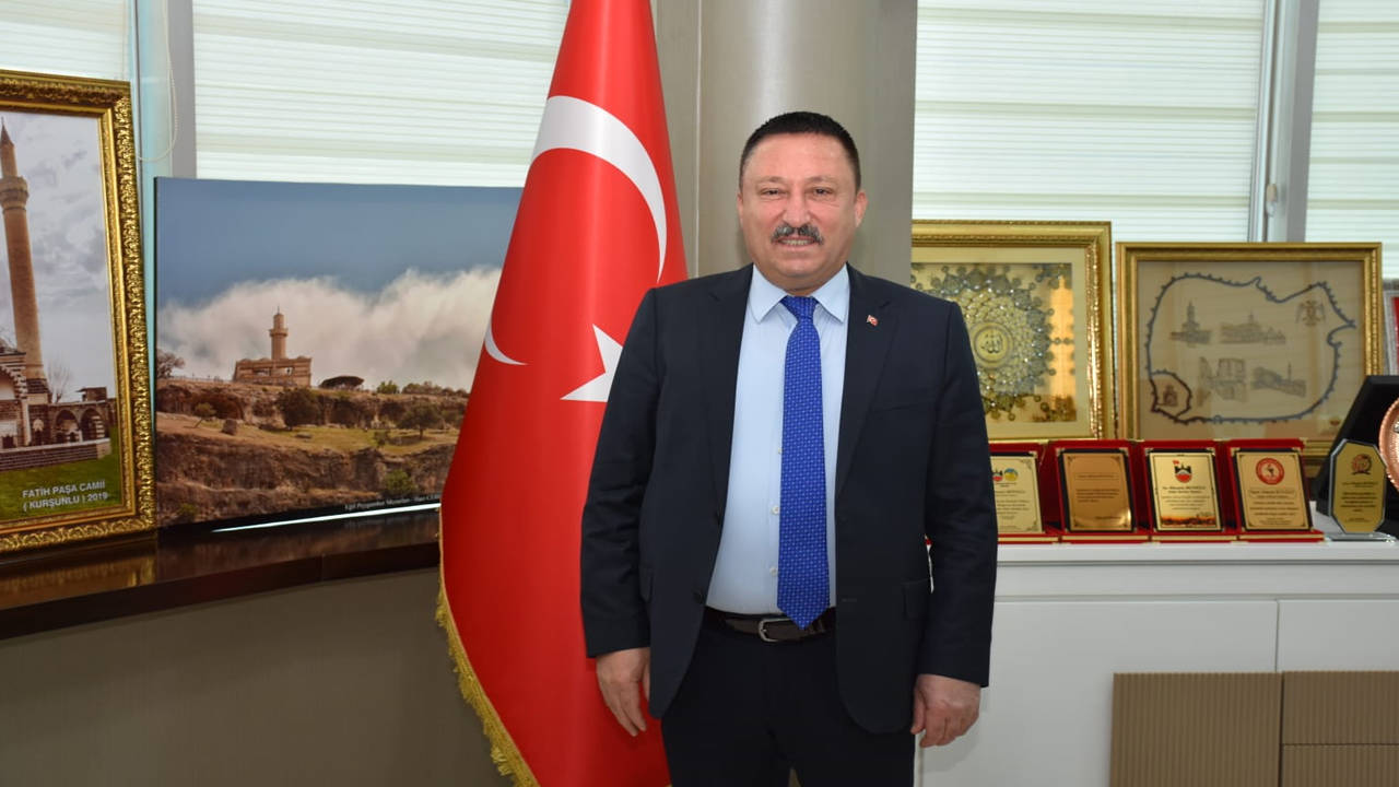 Bağlar Belediyesi’ne rüşvet soruşturması: AKP'li başkana yurt dışı yasağı getirildi