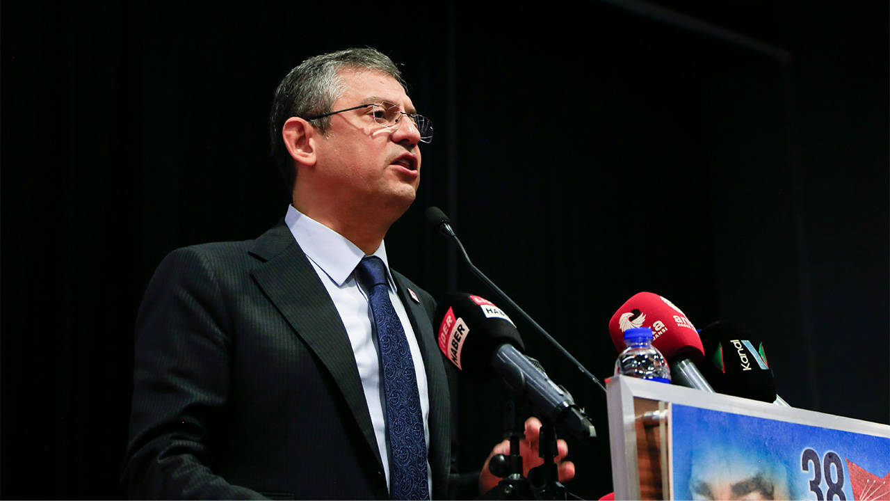 CHP Genel Başkan Adayı Özgür Özel kadrosunu açıkladı