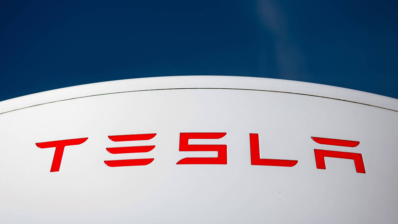 Tesla Almanya'da ucuz araç üretimine başlayacak
