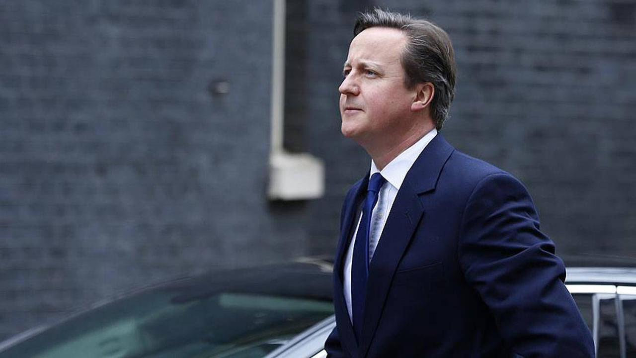 İngiltere'de kabine revizyonu: Eski Başbakan Cameron, Dışişleri Bakanı oldu