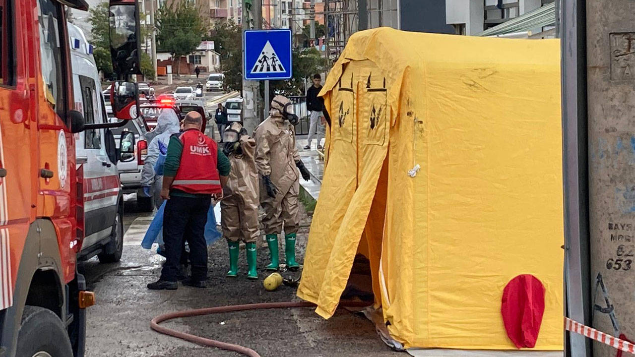 Kocaeli'de kargo paketinde kimyasal madde sızıntısı: 14 kişi hastaneye kaldırıldı