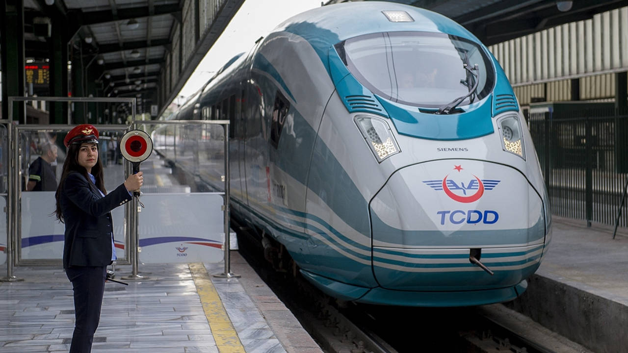 Bakan açıkladı: Kayseri-Ankara Yüksek Hızlı Tren Hattı 2 yıl gecikecek