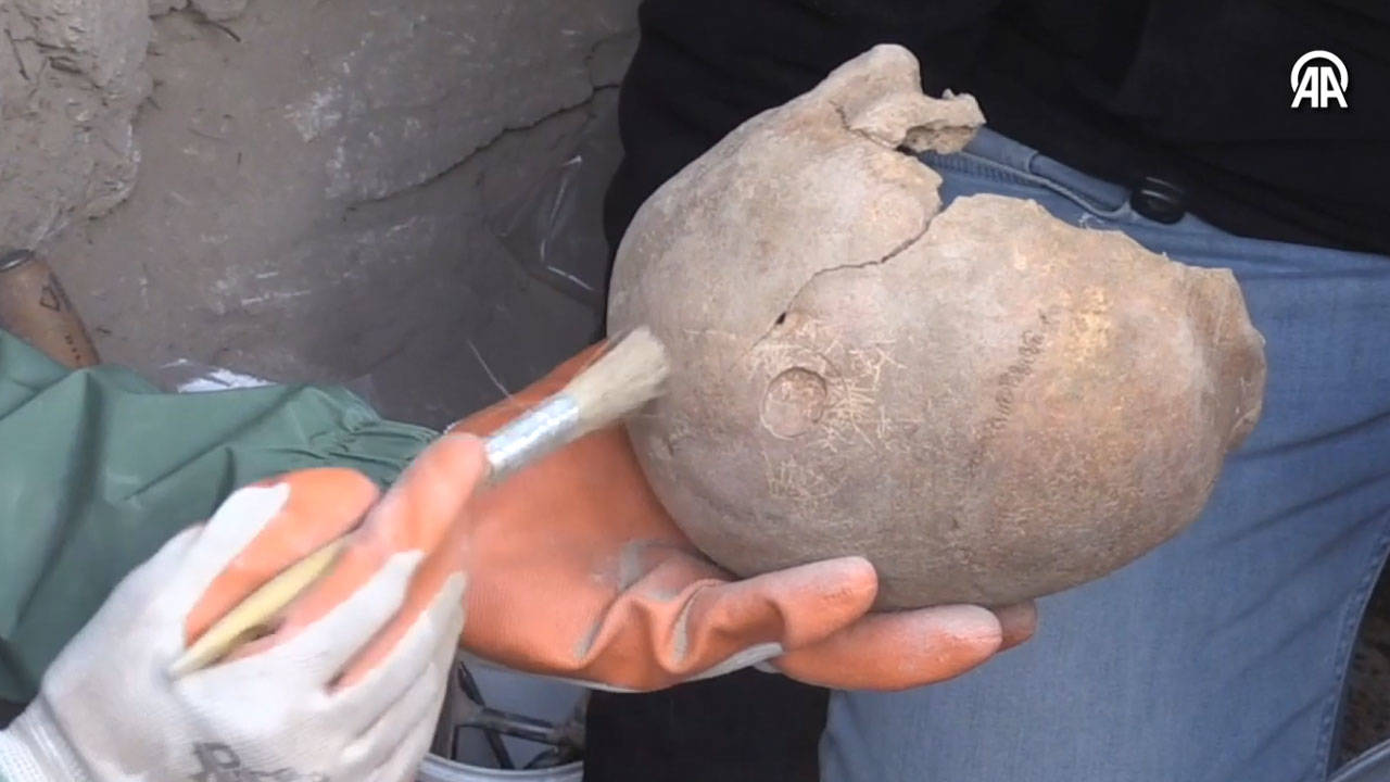 Van'da 3 bin 200 yıl öncesine ait "beyin ameliyatı" izine rastlandı