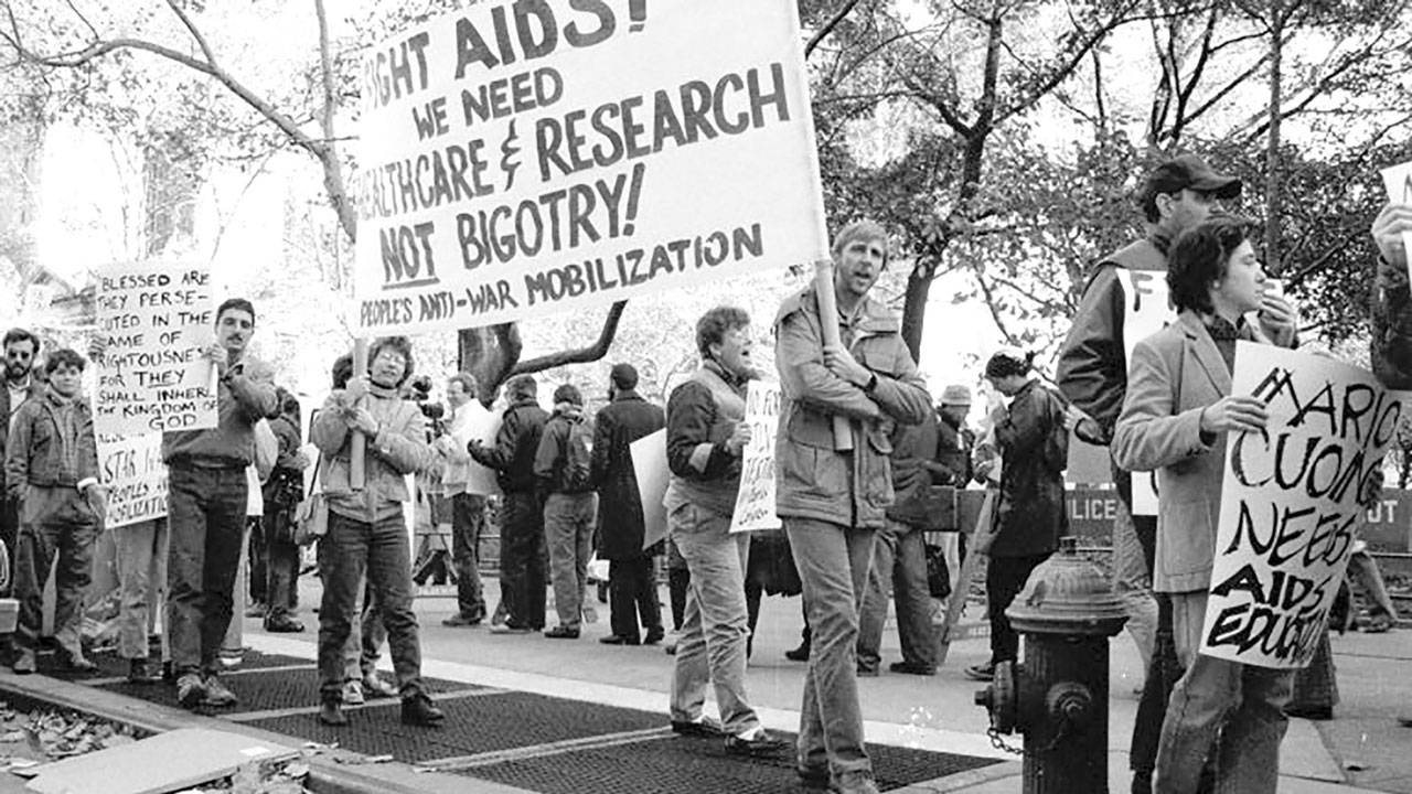 HIV belirtisiz, uzun bir dönemi sever