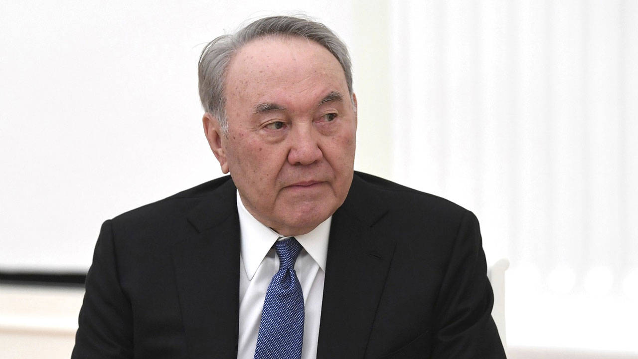 Nazarbayev anı kitabında itiraf etti: İkinci eşim ve iki oğlum var