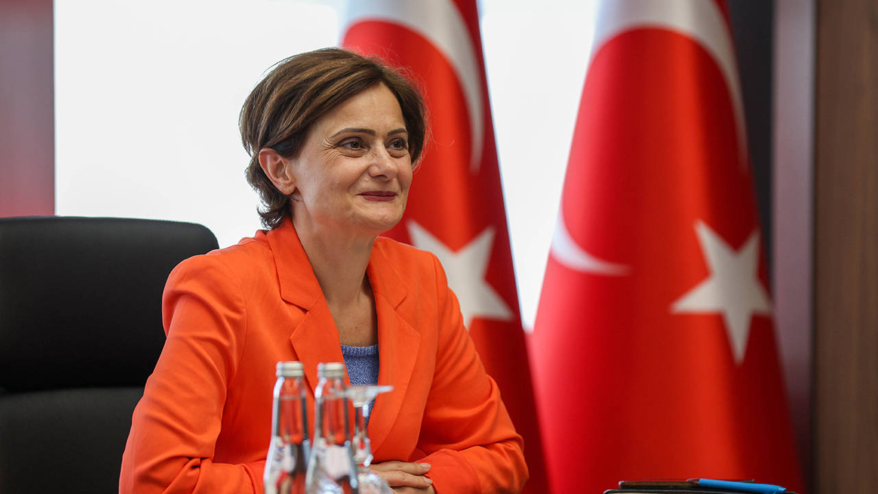 Doktorluğa dönen Kaftancıoğlu: Saraydakiler sevinmesin, bırakmadım