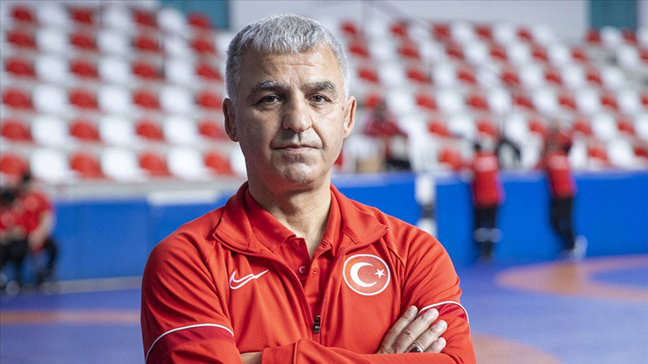 Hakeme saldıran antrenör Erdoğan Karaali görevden alındı