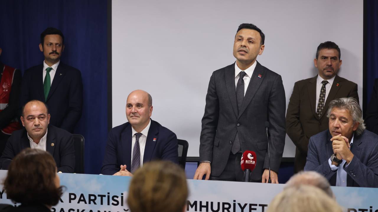 CHP'li Karabat: AKP, İmamoğlu’nun karşısında başarılı olacak bir aday bulamıyor
