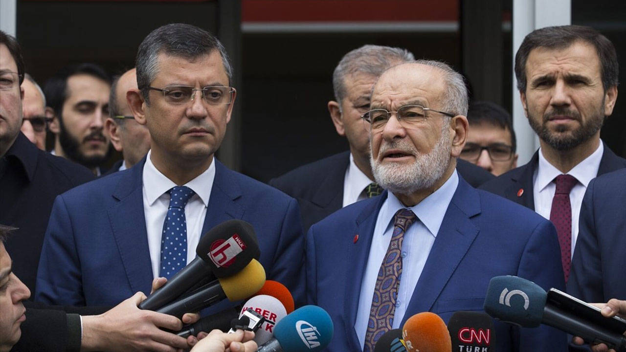 Karamollaoğlu'dan CHP Genel Başkanı Özel'e teşekkür