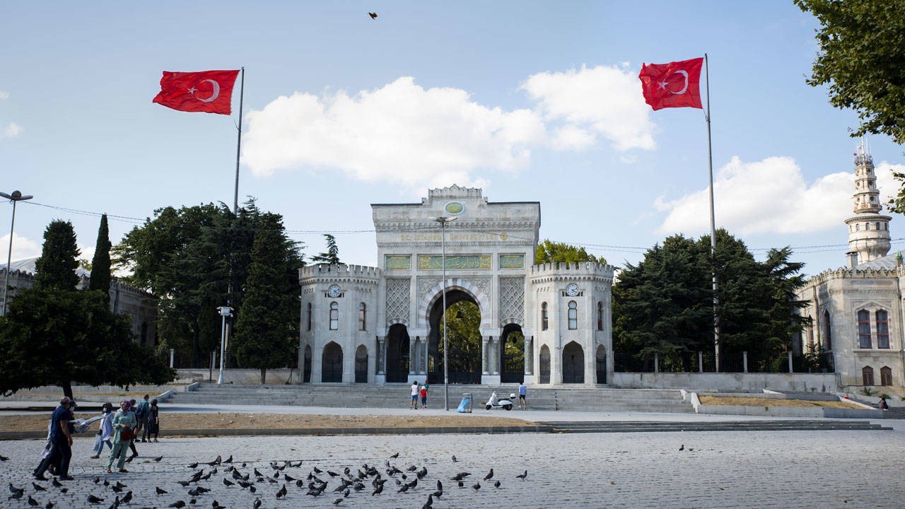 BirGün’ün haberi Meclis Genel Kurulu’nda: “AKP vesayet kurumlarını aşk ile kullanıyor”