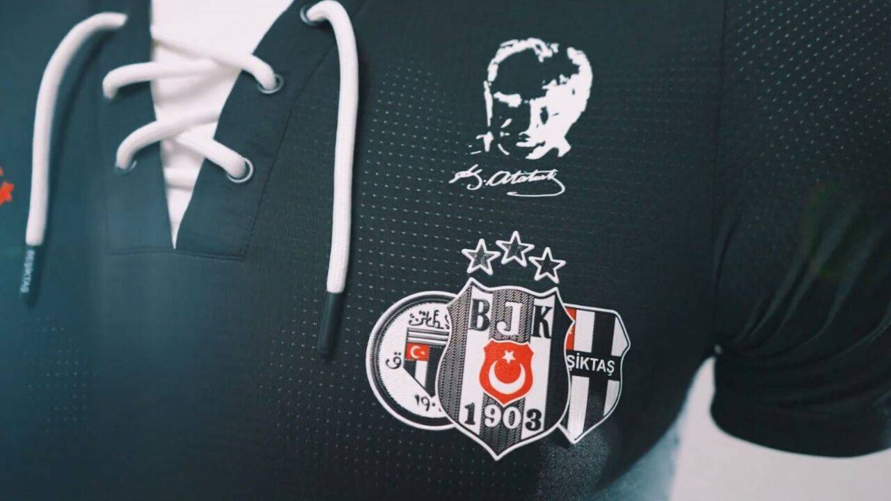 Beşiktaş, Hatayspor maçına çıkacağı 100. yıl formasını tanıttı