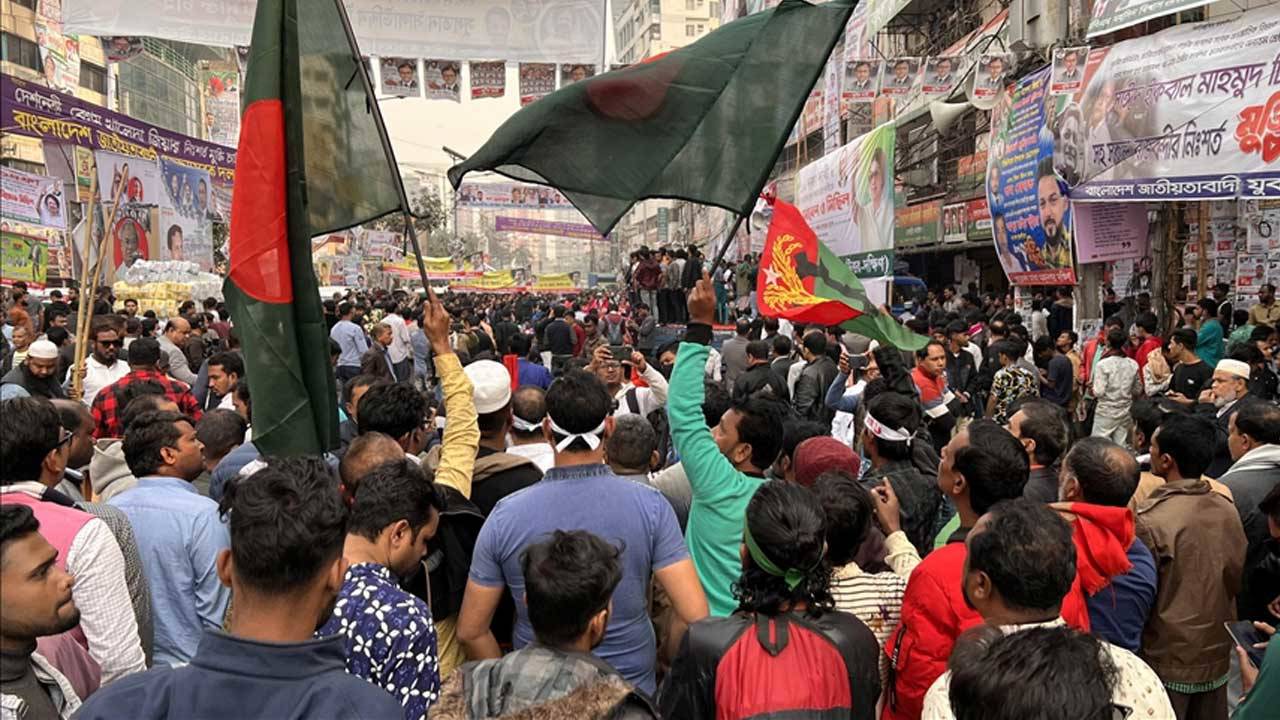 Bangladeş'te genel seçimler olaylı başladı: 1 ölü, 8 gözaltı