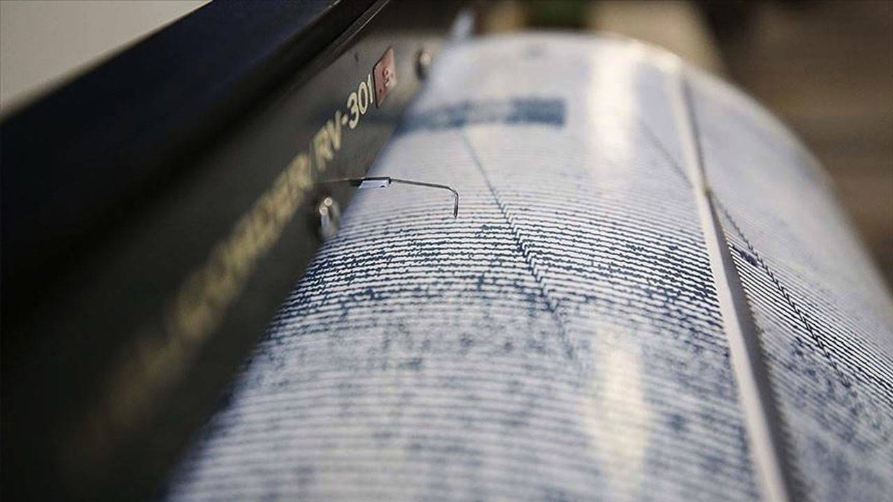 Japonya'nın kuzeybatısında 6 büyüklüğünde deprem