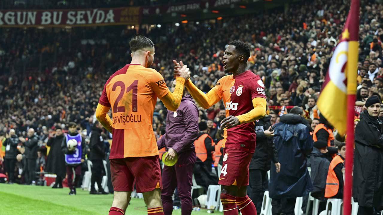 Sivasspor-Galatasaray karşılaşmasında 11'ler belli oldu