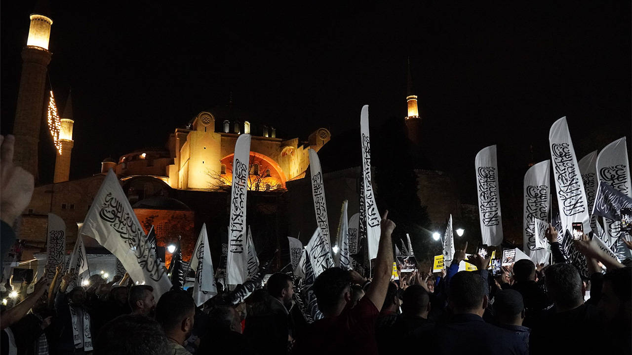 İngiltere, Hizb-ut Tahrir'i terör örgütü ilan etmeye hazırlanıyor