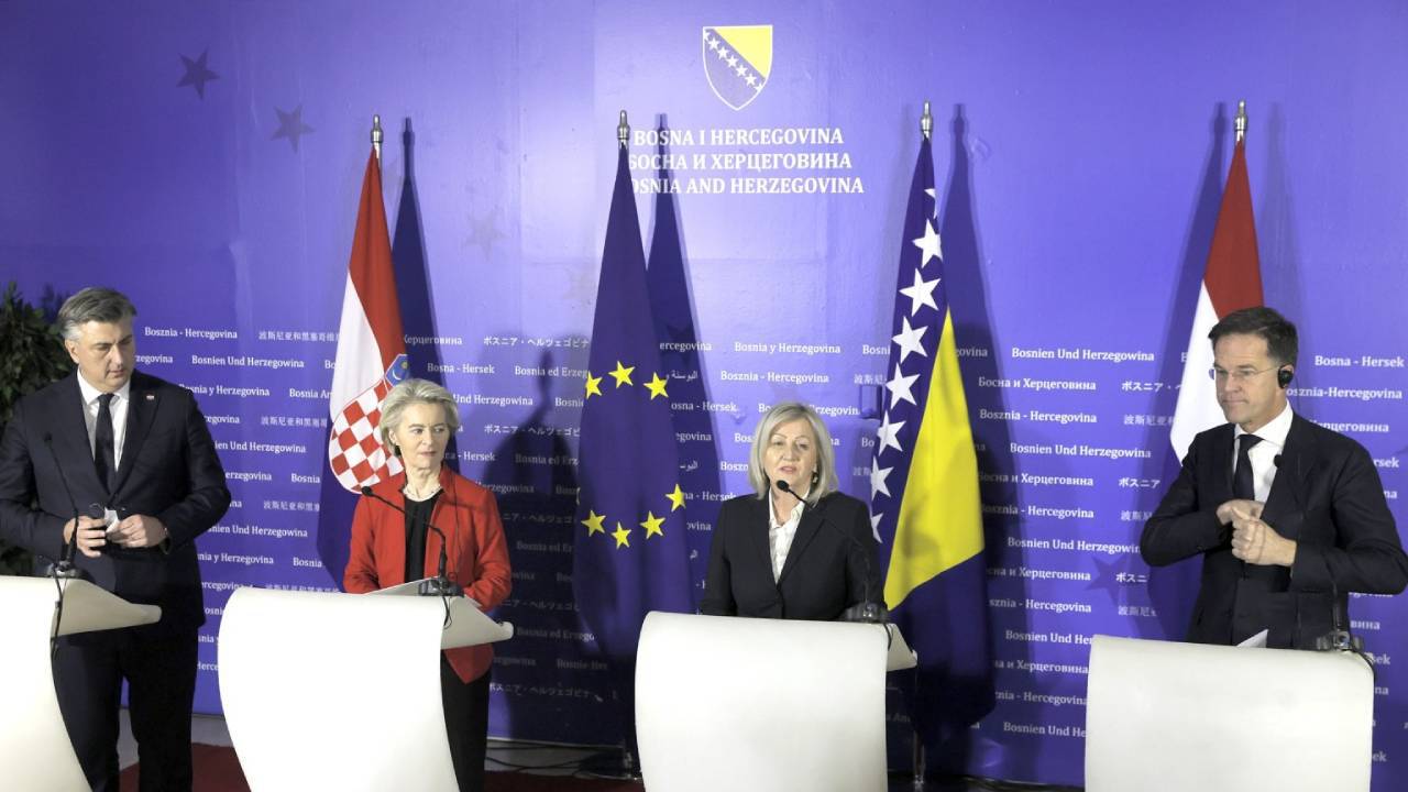 Bosna tek, bölünmez ve egemen devlettir