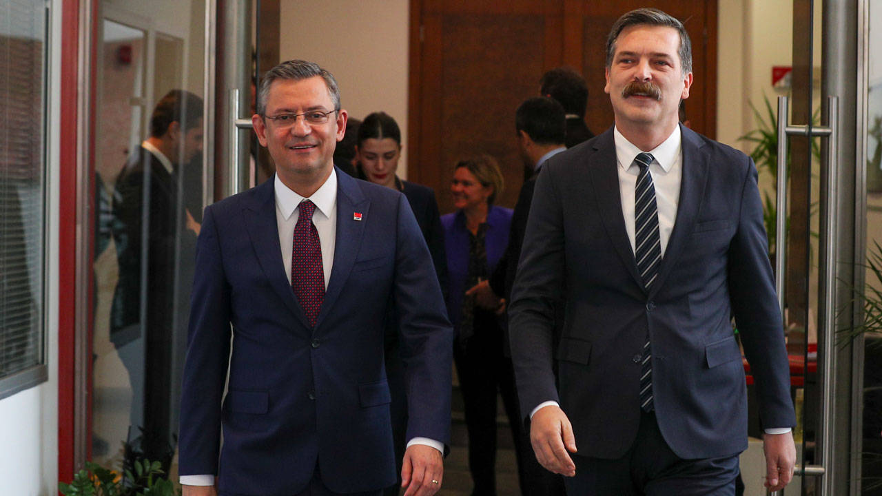 CHP lideri Özel, TİP Genel Başkanı Baş’la görüştü