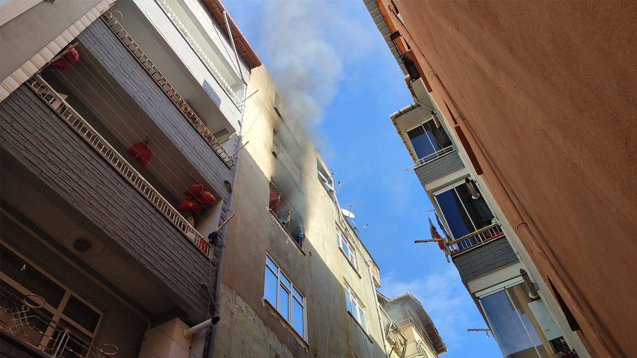 Samsun'da bir evde yangın çıktı: 2 çocuk dumandan etkilendi