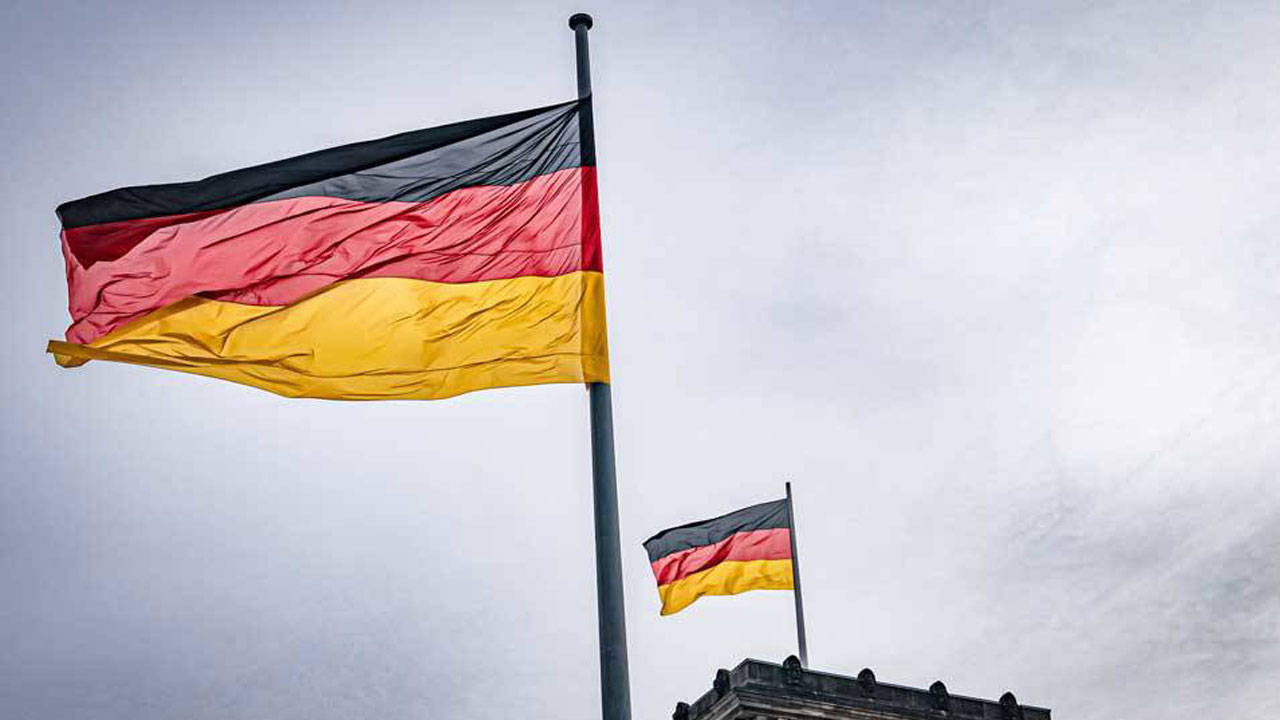 Alman ekonomisi 2023'te daraldı