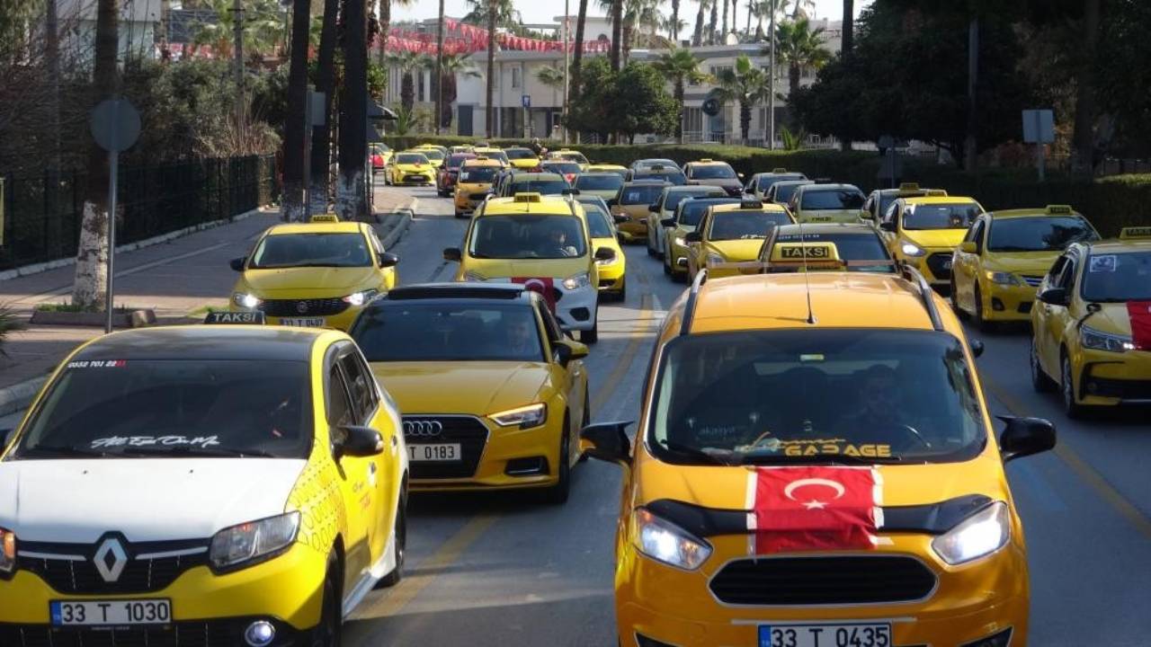 450 taksici Erge için konvoy yaptı