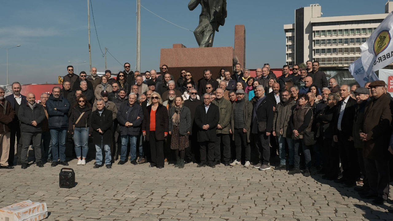 İzmirli gazetecilerden 'Süleyman Gençel' eylemi