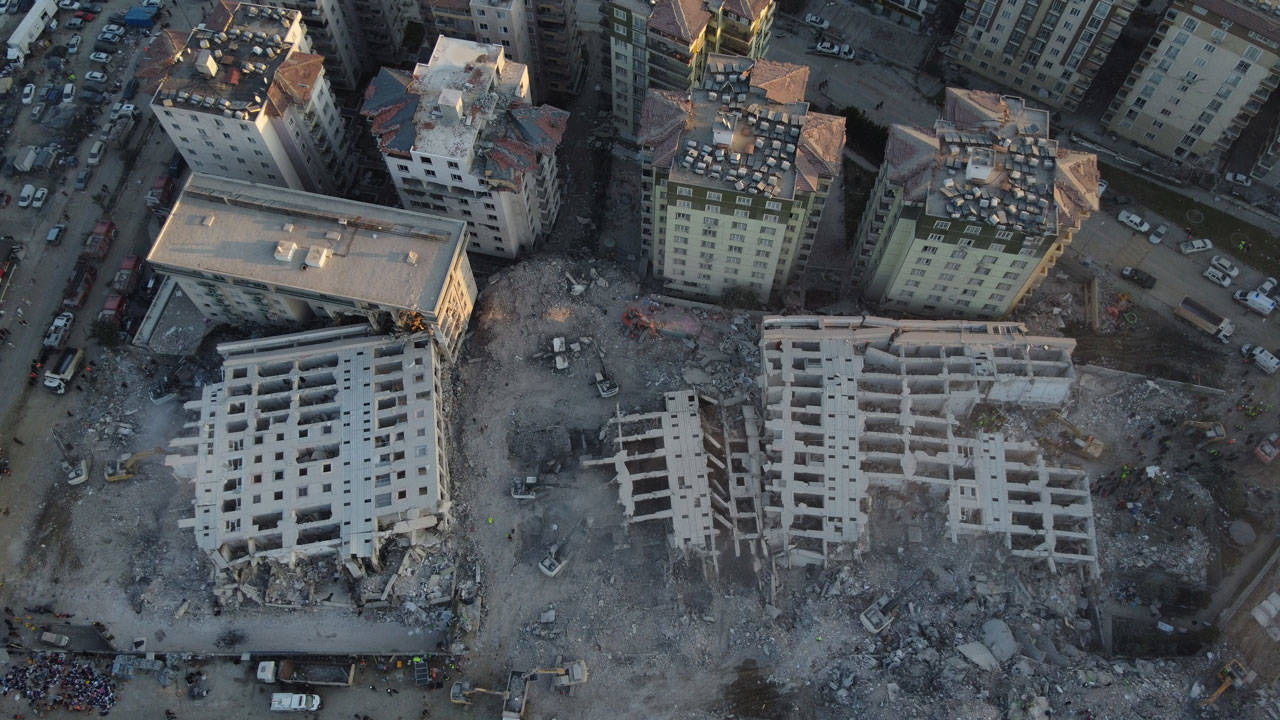 EMEP'ten Bakan Özhaseki'ye 'deprem' soruları