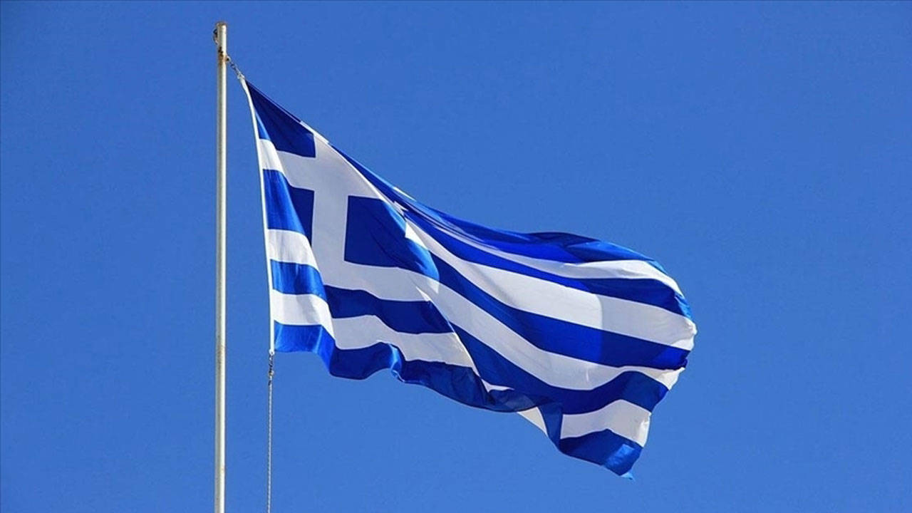 Atina'da işine son verilen şahıs şirketi bastı: 3 kişi öldü