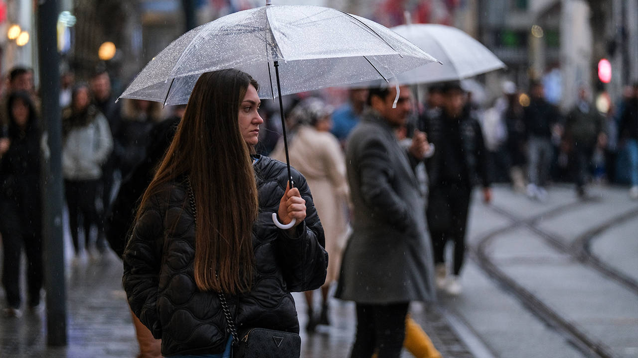 İstanbul için tarih verildi: Yağışlı hava ne kadar sürecek?
