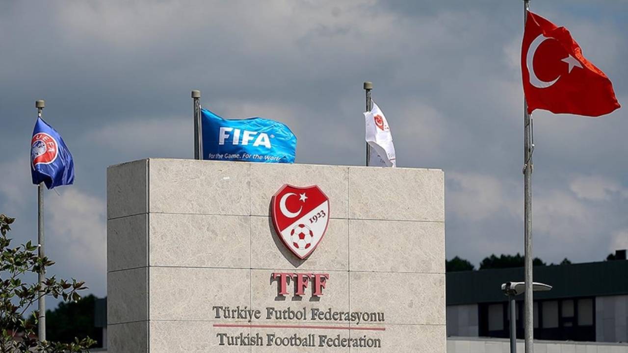 PFDK'den Beşiktaş ve Fenerbahçe'ye para cezası