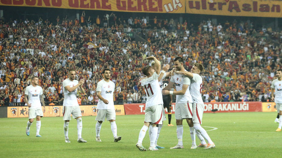 Galatasaray Sparta Prag maçı şifresiz mi? Galatasaray Sparta Prag hangi kanalda, saat kaçta?