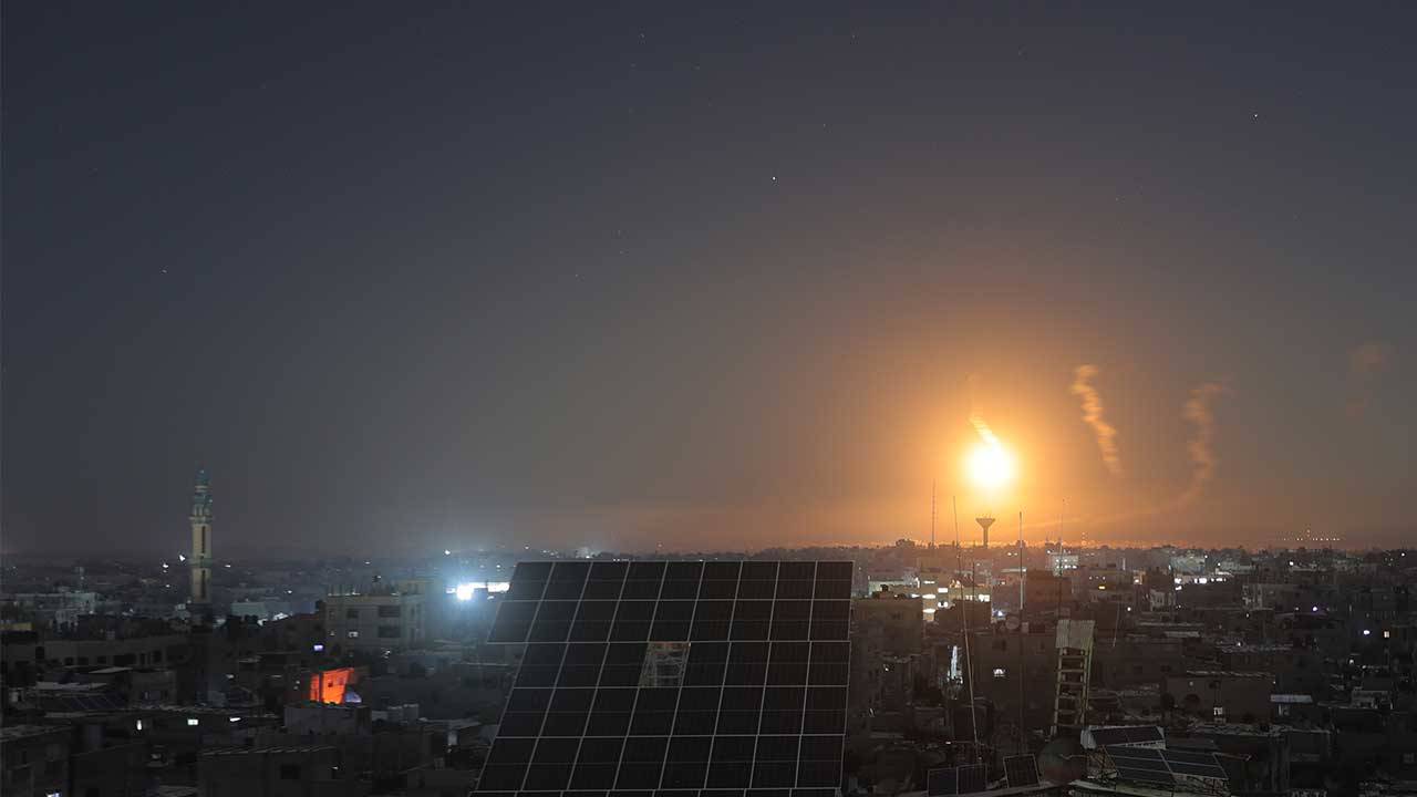 Mısır basını: Gazze'de ateşkes sağlanması için Doha'da görüşmeler başladı