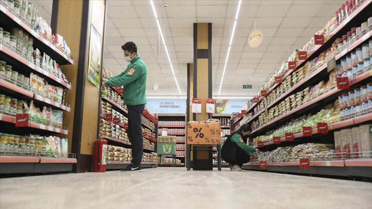 Tarım Kredi marketlerinde satılan 'ramazan kolisi' fiyatı ortaya çıktı: İçinde et ve süt ürünleri yok