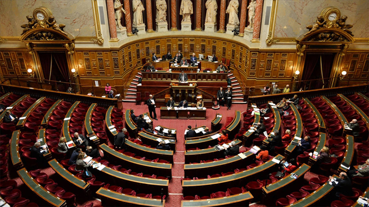 Fransa, kürtajı anayasal güvence altına alan ilk ülke olma yolunda