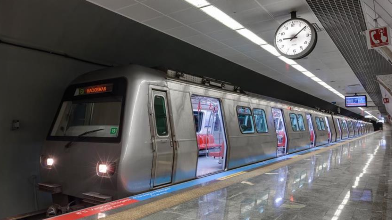 Yenikapı-Kirazlı metro hattında teknik arıza: Seferler gecikmeli yapılıyor