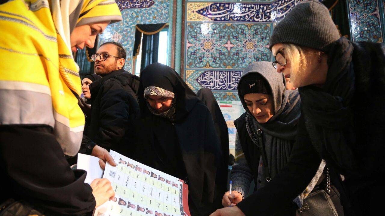 İran'da seçim: Başkent Tahran'da katılım oranı yüzde 25