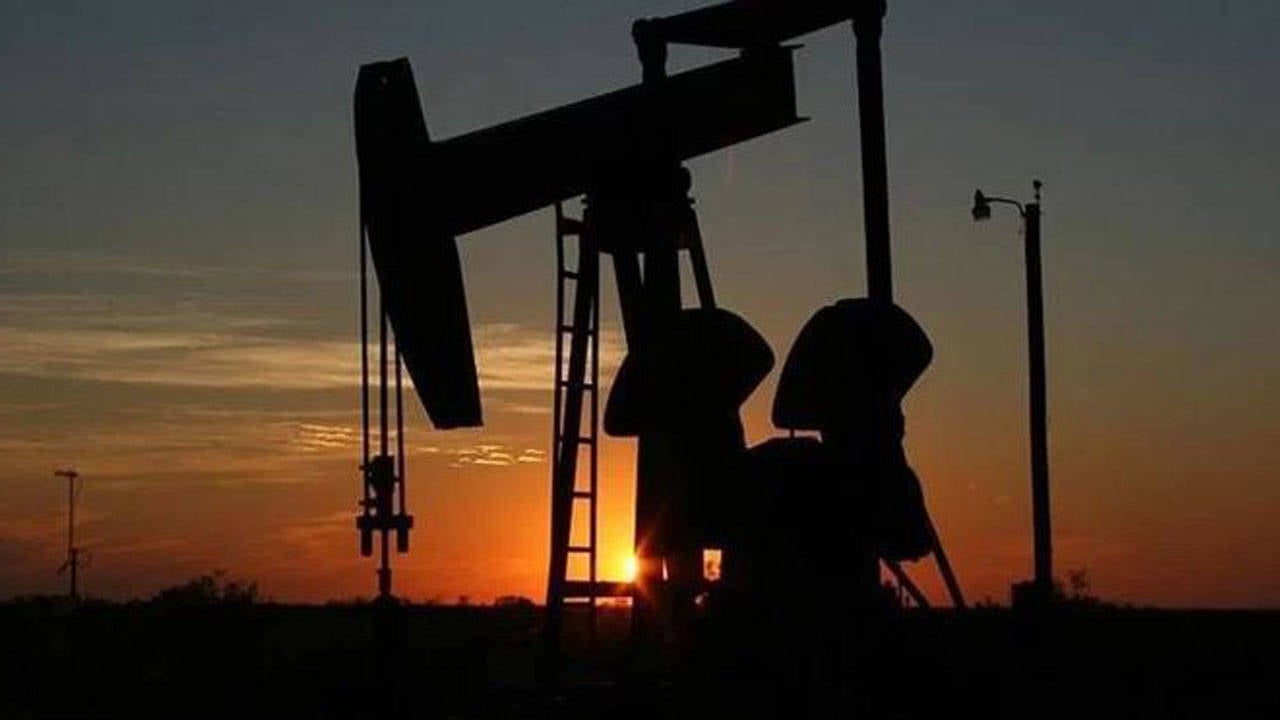 Brent petrolün varil fiyatında artış