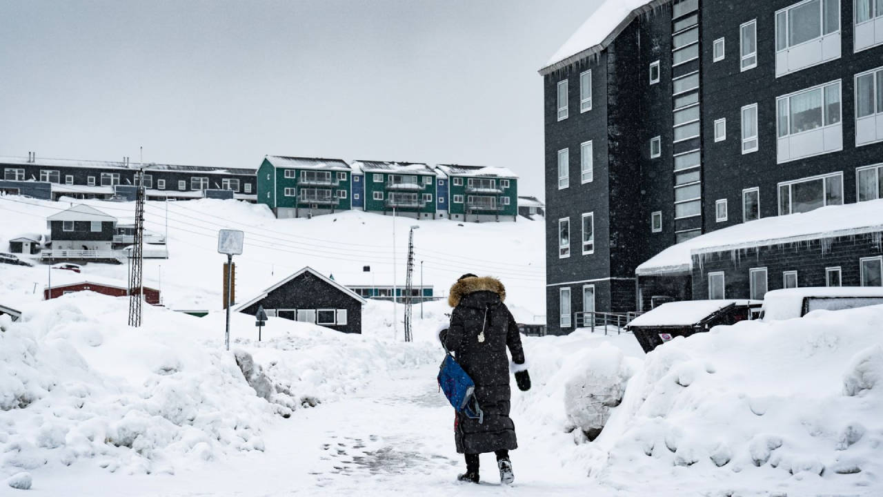 Grönlandlı kadınlardan ‘doğum kontrolü’ davası