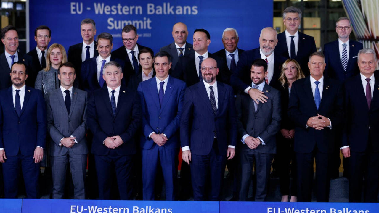 Kolektif Batı’nın Balkan cephesi