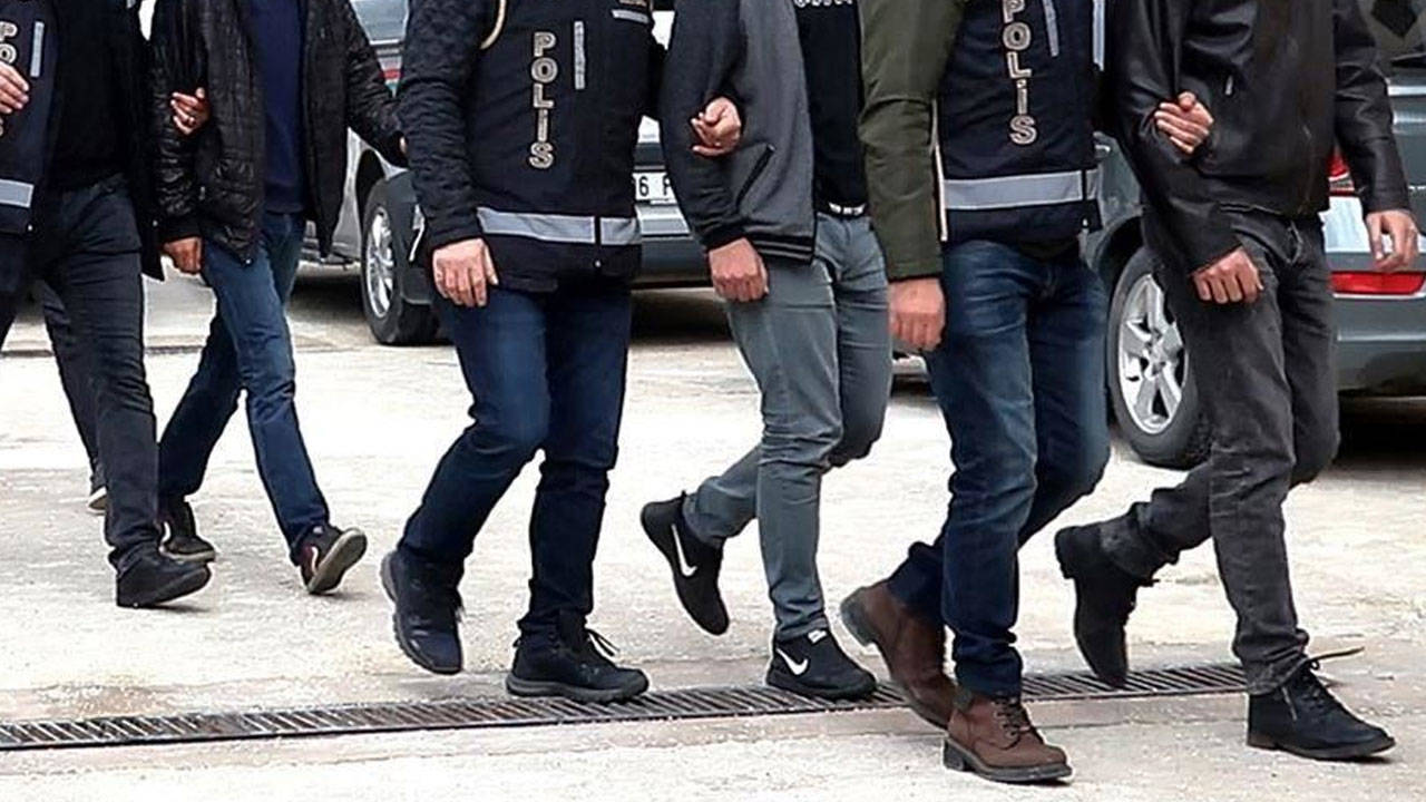 İstanbul merkezli 13 ilde 'denklik belgesi' operasyonu: 30 kişi gözaltına alındı