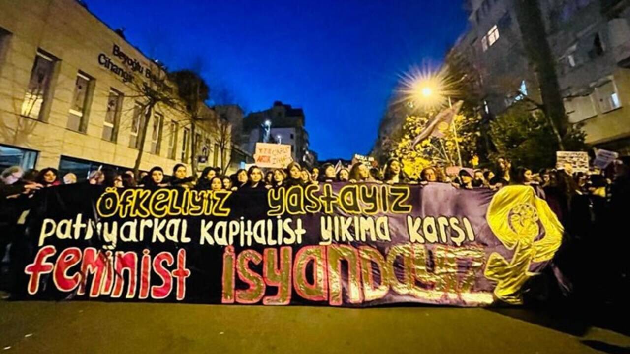 21. Feminist Gece Yürüyüşü’nde gözaltına alınan kadınlara dava açıldı