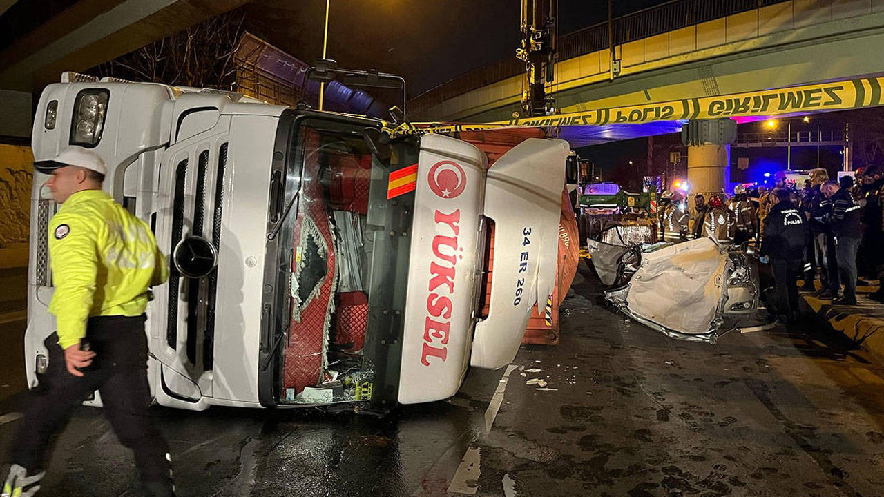 Bakırköy'de 4 kişinin hayatını kaybettiği kaza: TIR sürücüsü tutuklandı