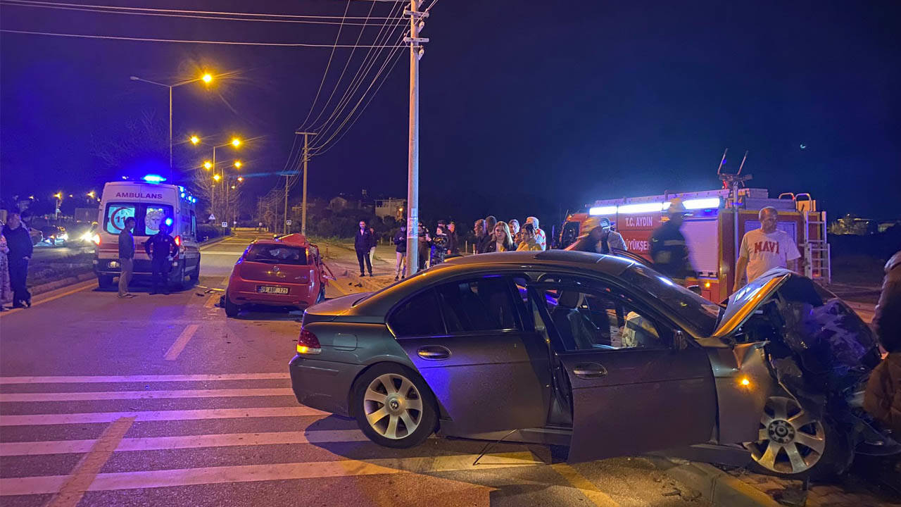 Aydın'da iki otomobil çarpıştı: 1 ölü