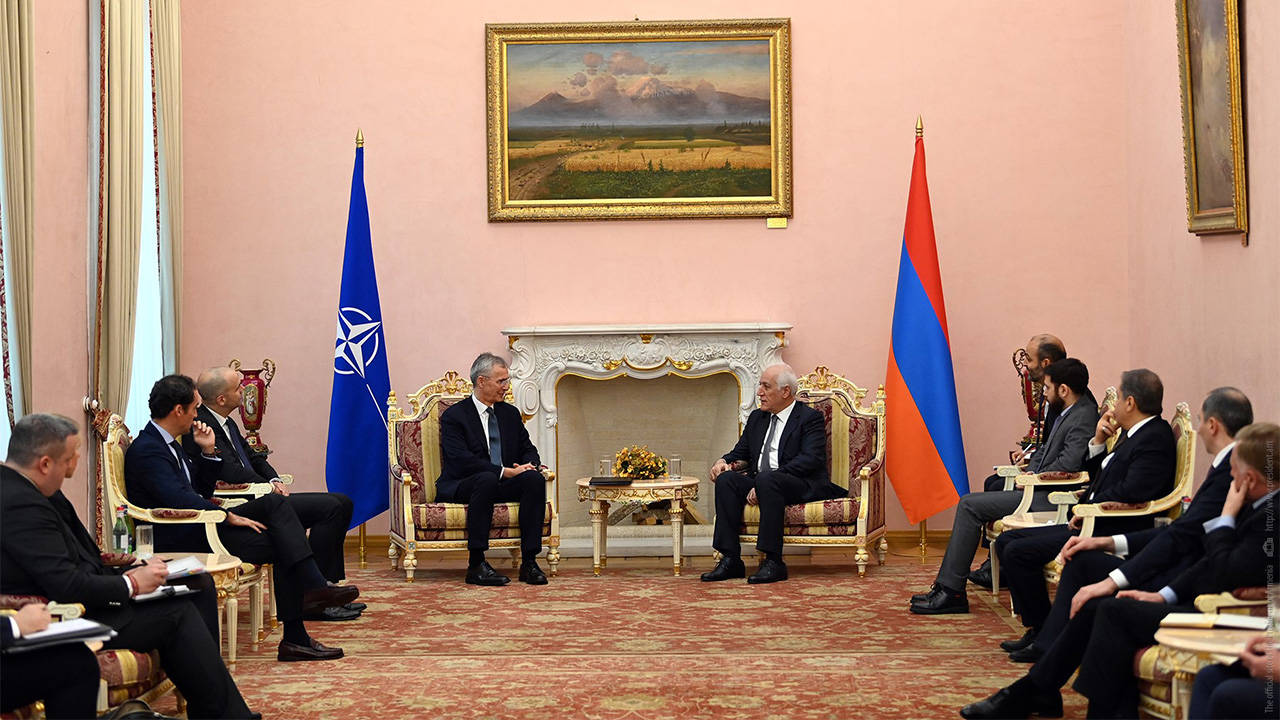 Ermenistan Cumhurbaşkanı Haçaturyan, NATO Genel Sekreteri Stoltenberg’i kabul etti