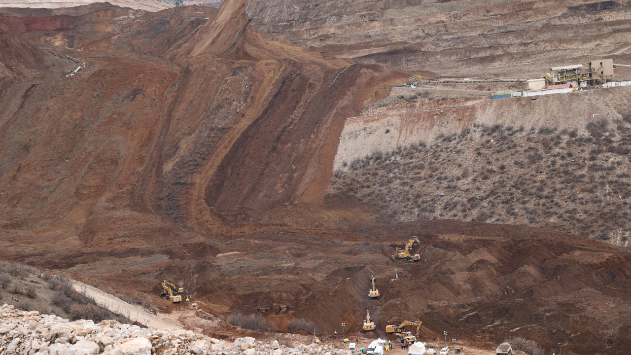 Maden facialarına ilişkin yeni düzenleme: İliç'te toprak altındaki 9 işçi kapsam dışı bırakıldı