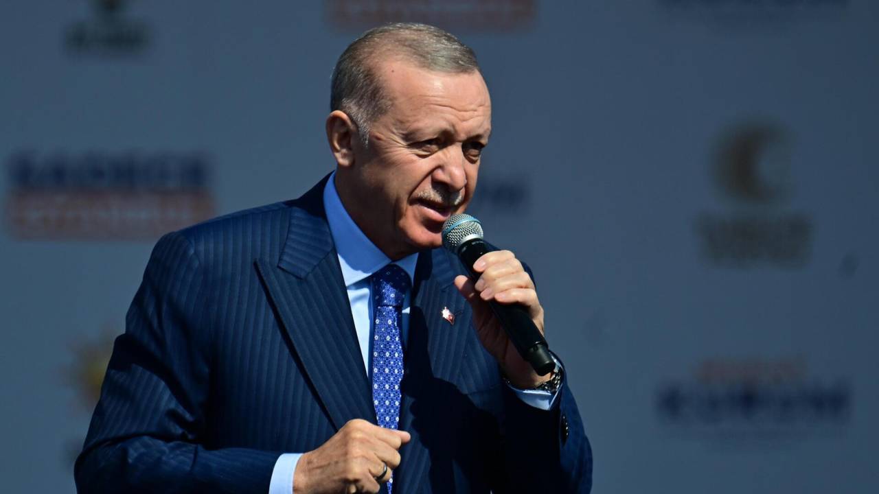 AKP'nin İstanbul ve Ankara mitinginde 'emekli' detayı: Topu hazirana attılar!